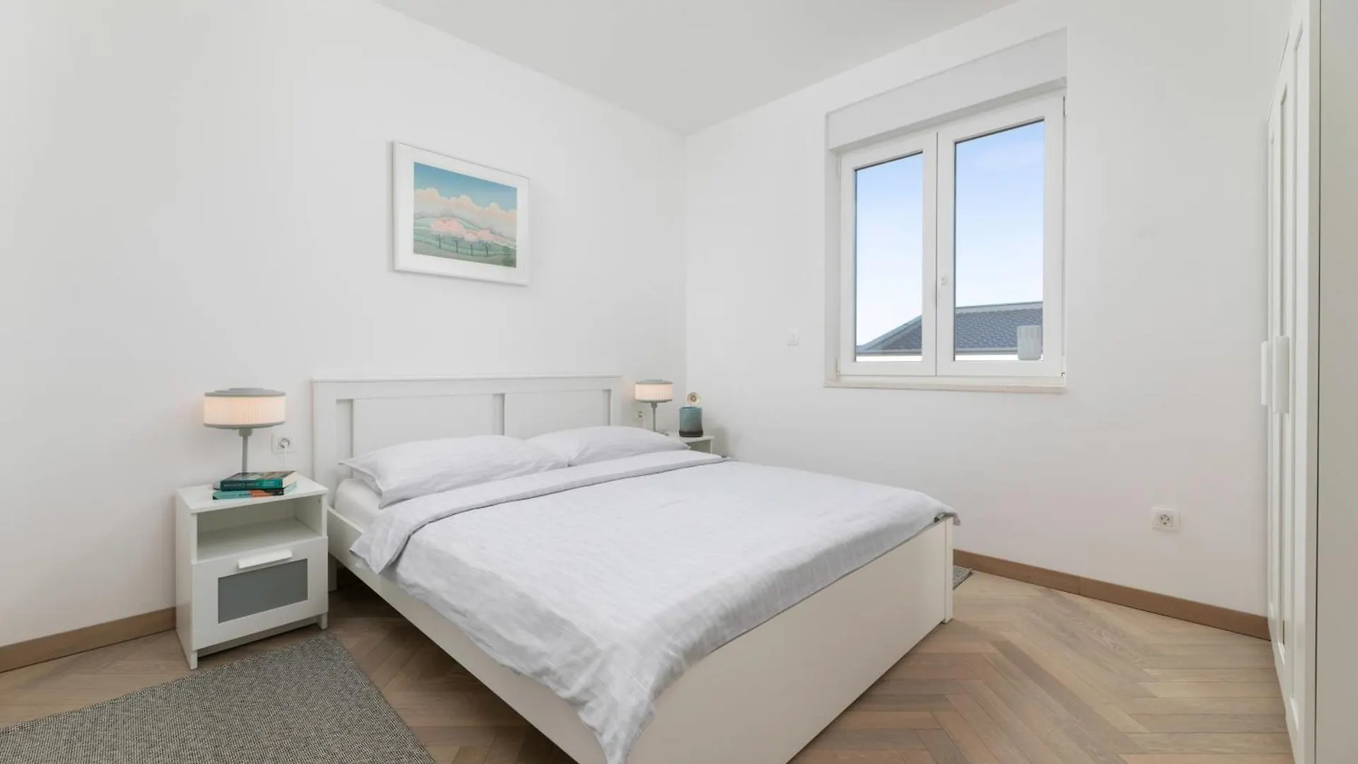 Salty Sands Krk Town Apartment